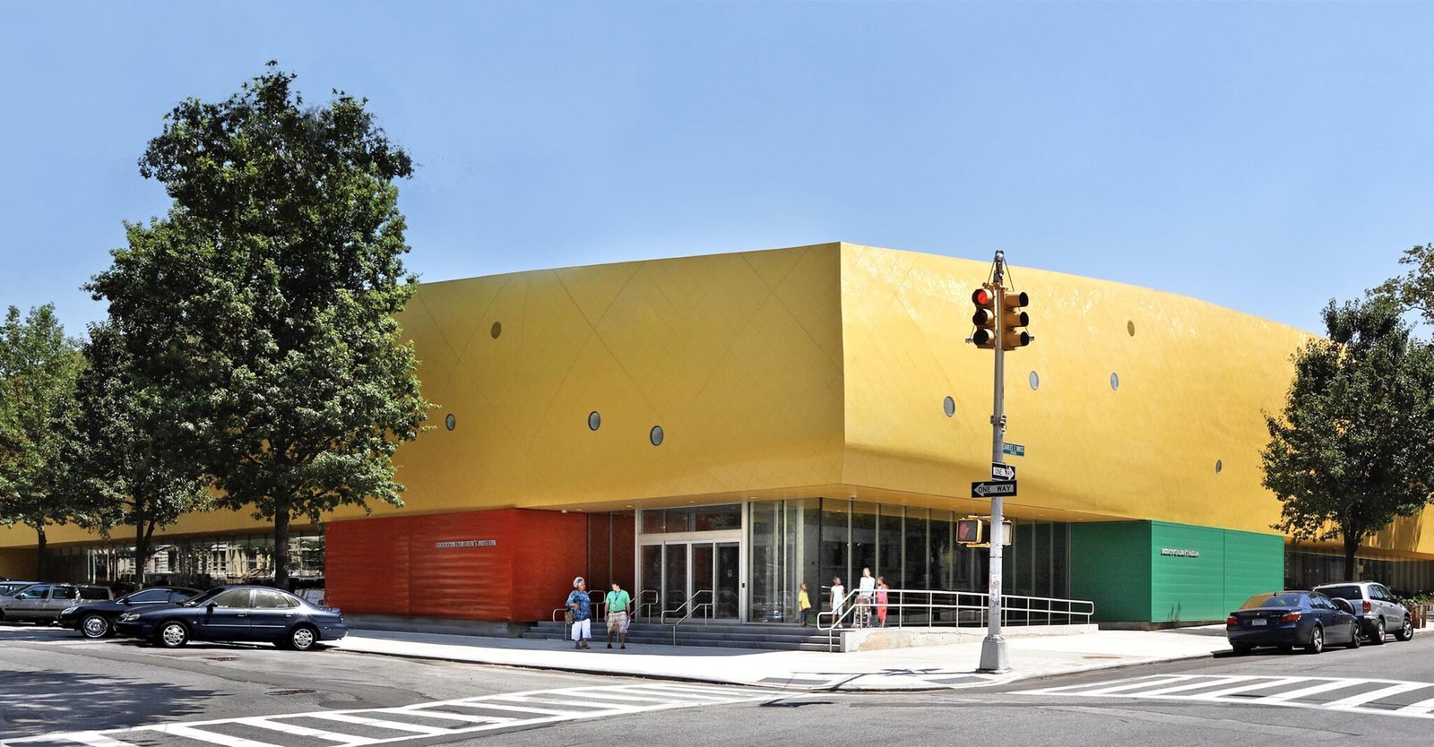 Brooklyn-Childrens-Museum-Street-Level-credit-Chuck-Choi-2048×1067
