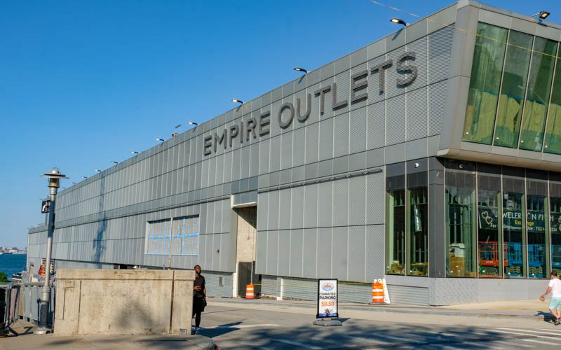 empire-outlets-nyc-staten-island-20-800×500