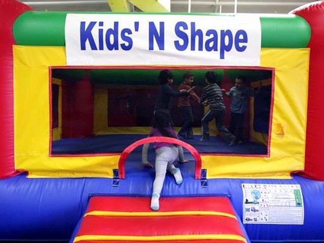 fitness-play-birthday-parties-enjoy-bounce-house