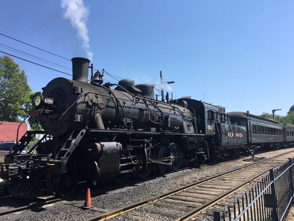 steam-train-at-the-station.jpg