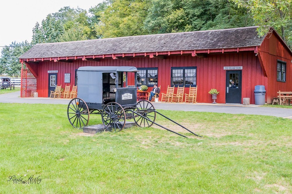 the-amish-village.jpg
